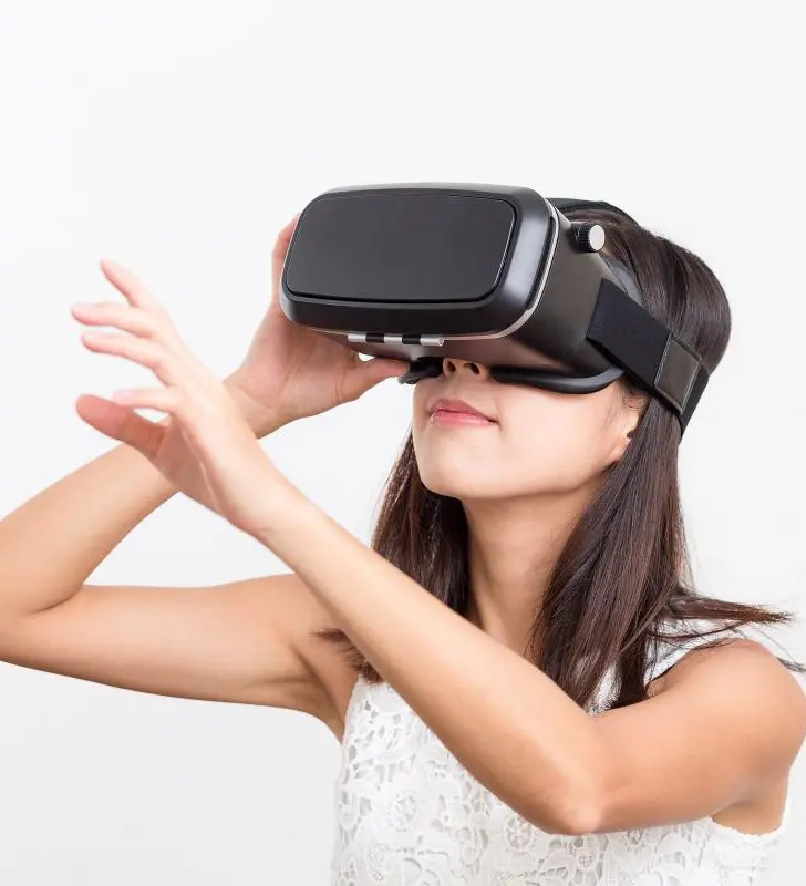 A virtual reality headset
