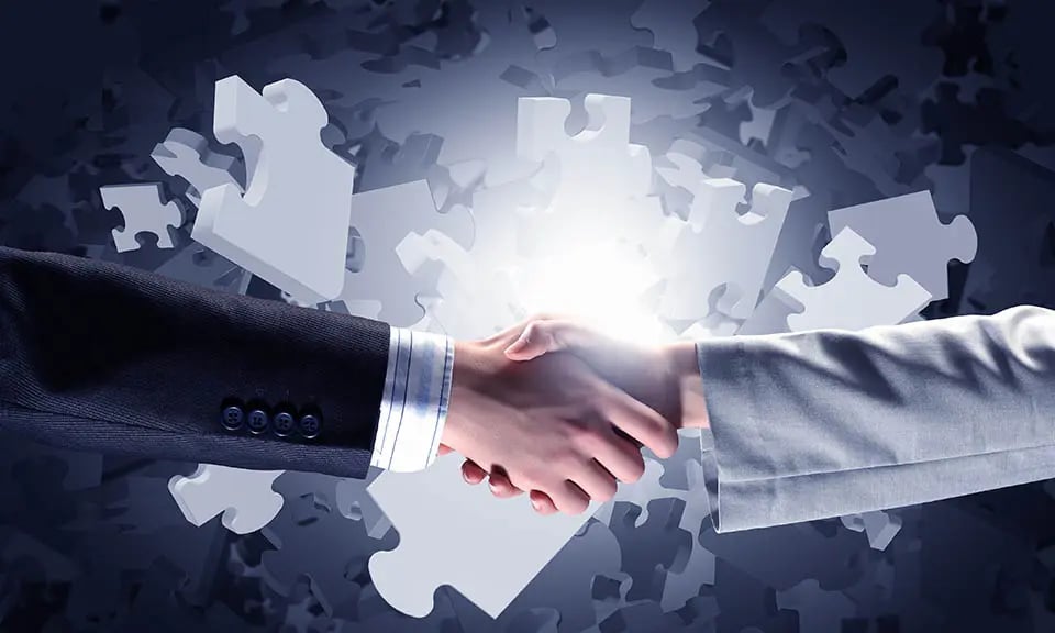 Shaking Hands shutterstock_282182177